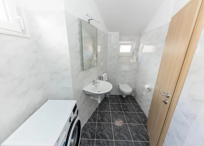 Apartament Sergio 2 *